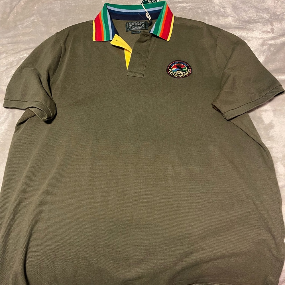 Polo sportsman by Ralph Lauren polo style dress shirt, Green in color size L